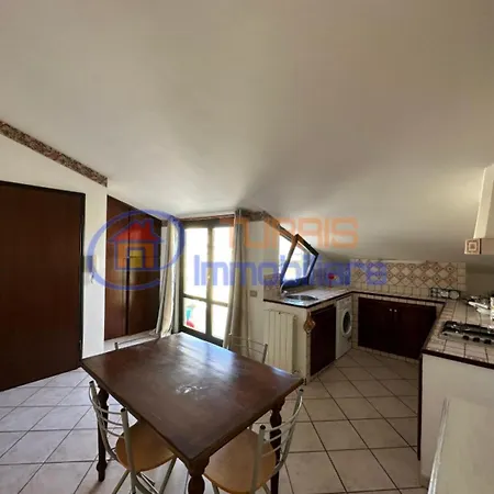 Apartment La Mansarda Di Via Galilei *